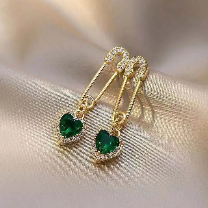 Amarisse Viridelle Emerald Dangle Earrings