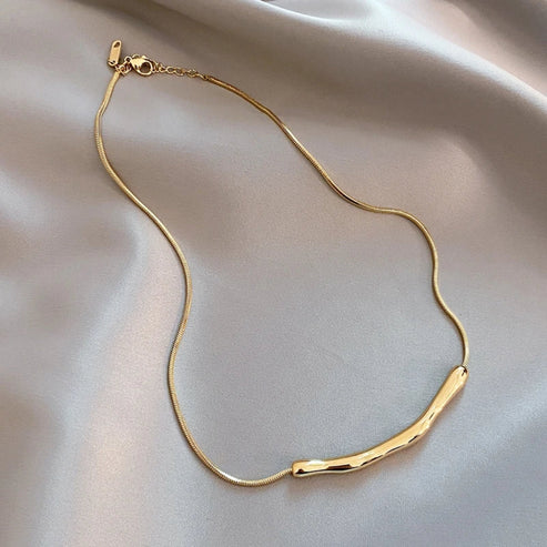 Gold Pendant Necklace