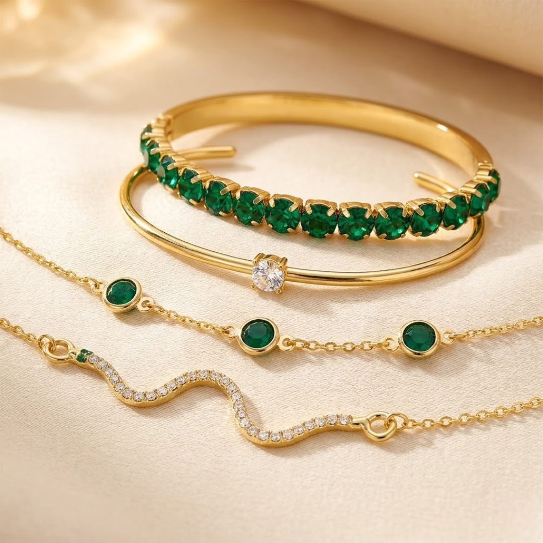 Emerald and Gold Bracelet Set