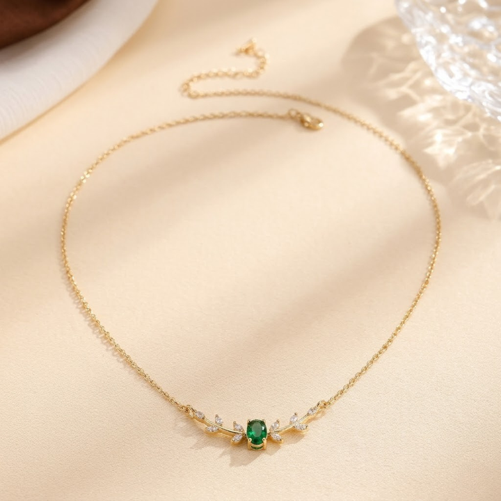 Emerald Gold Simple Pendant Necklace