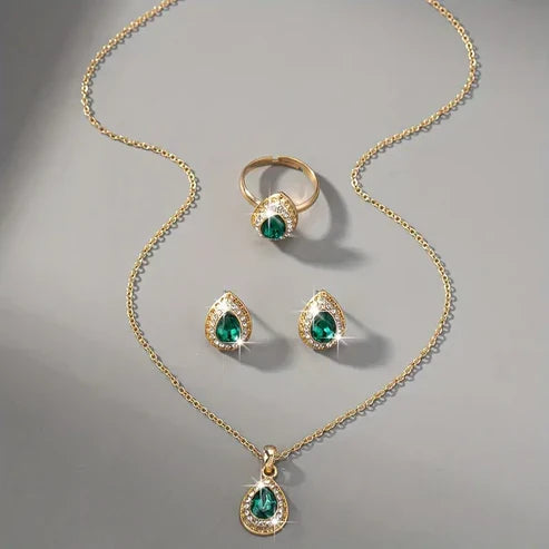 Noémie Glastra Jewelry Collection