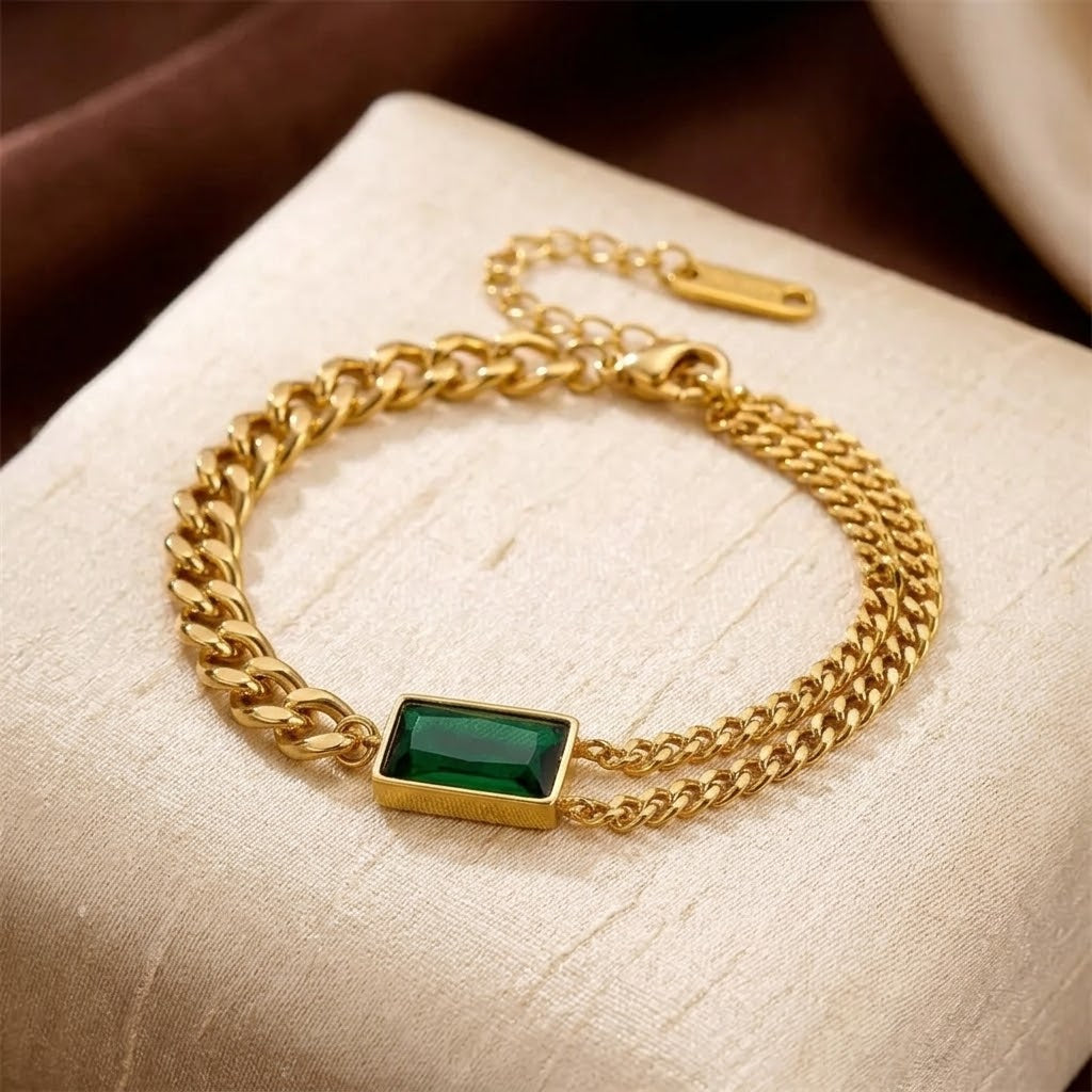 Emerald Bar Chain Bracelet in Gold