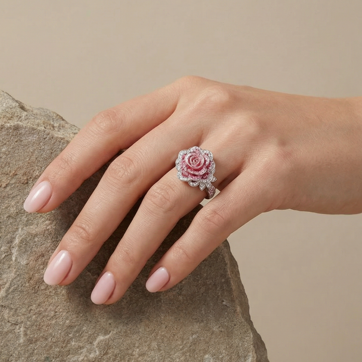 Chic Silver-Plated Ring Embellished with Pink Floral Motif