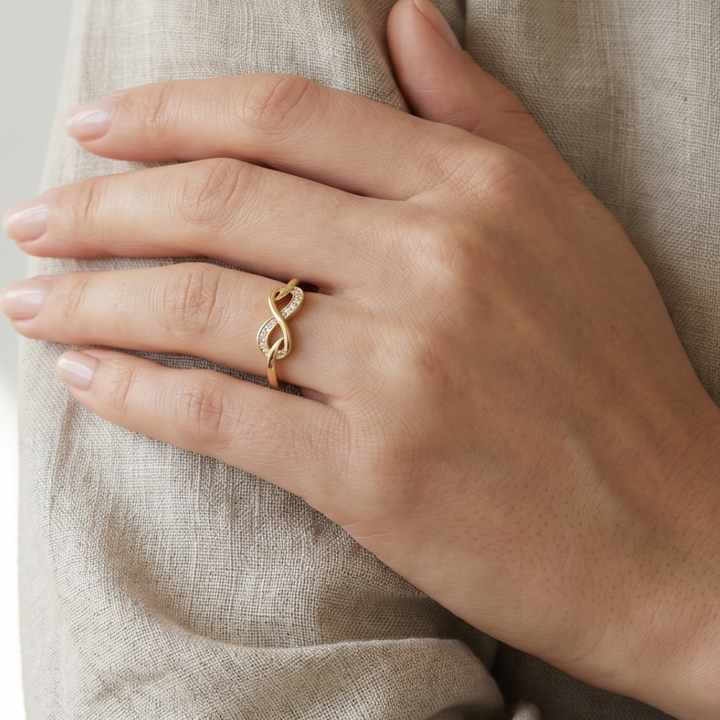 Timeless Golden Chain Ring