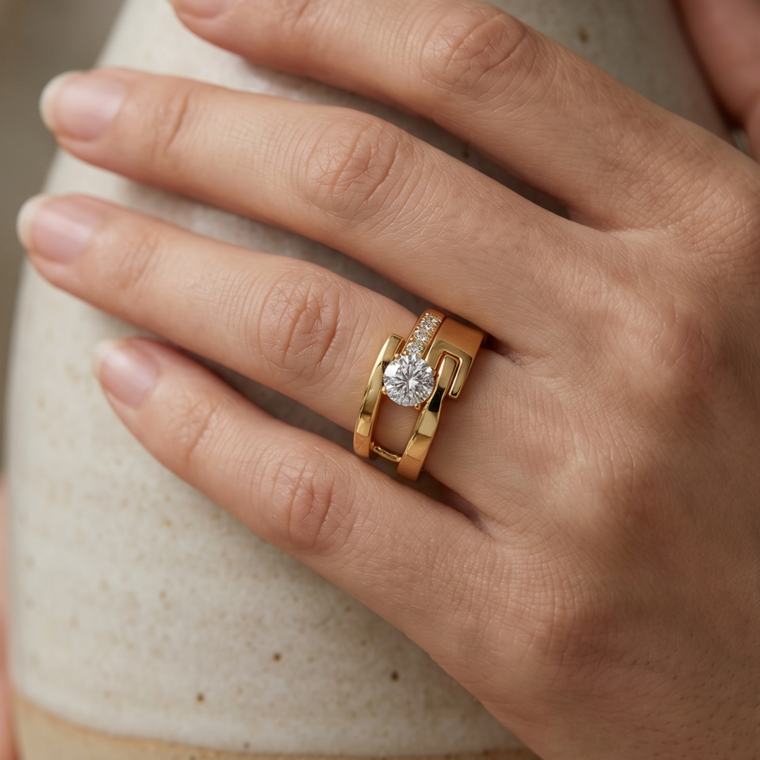 Vintage-Inspired Asymmetrical Zirconia Ring in Gold