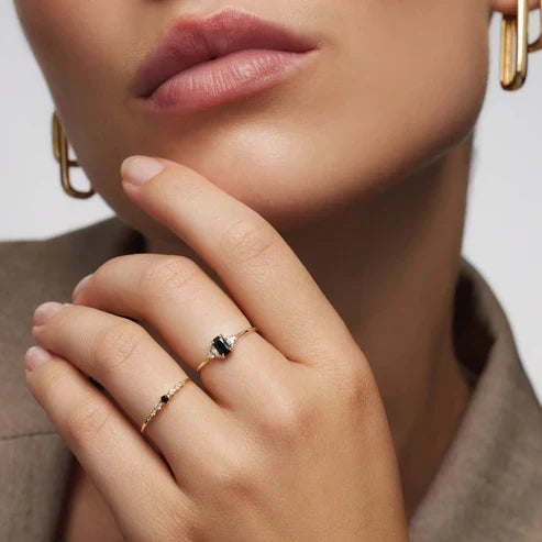 Black Spinel Baguette Band Ring