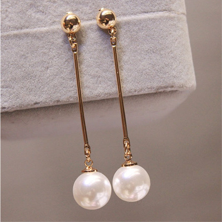 Chic Drop Earrings Showcasing Distinctively Crafted Pearls
