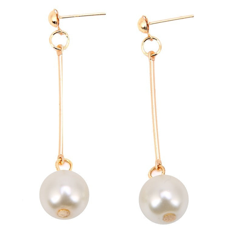 Chic Drop Earrings Showcasing Distinctively Crafted Pearls