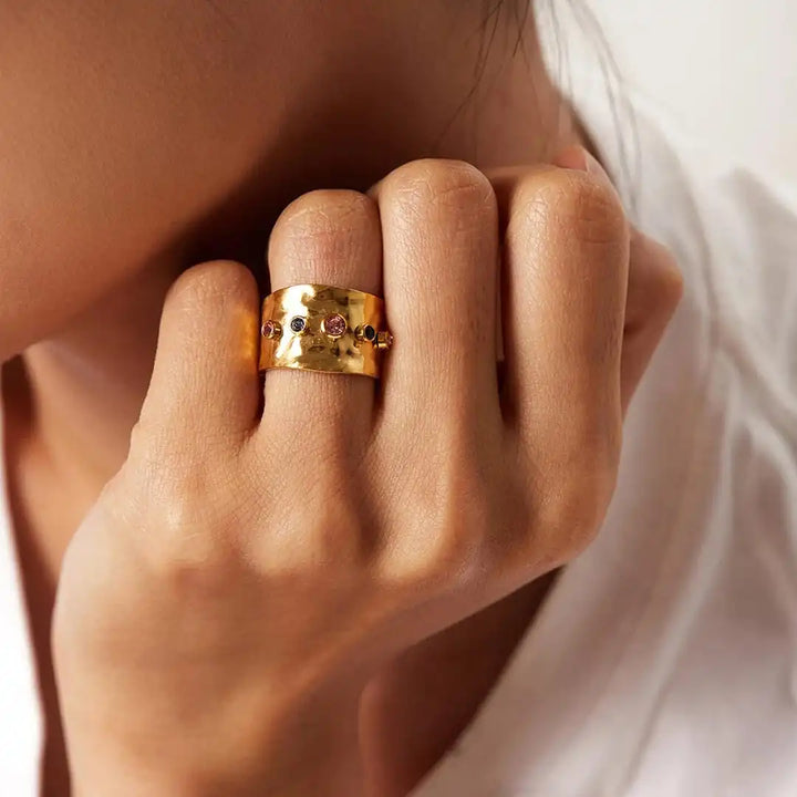 Vintage Gold Cubic Zirconia Band Ring