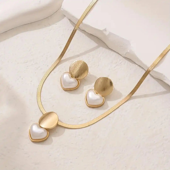 Vintage Gold Heart Jewelry Collection: Necklace and Earring Set