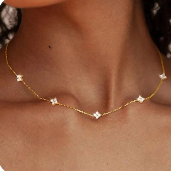 Beautiful Floral Inlay Zirconia Necklace