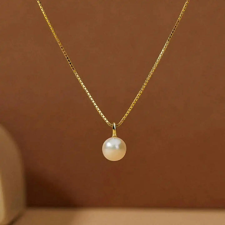 Timeless Pearl Pendant Necklace