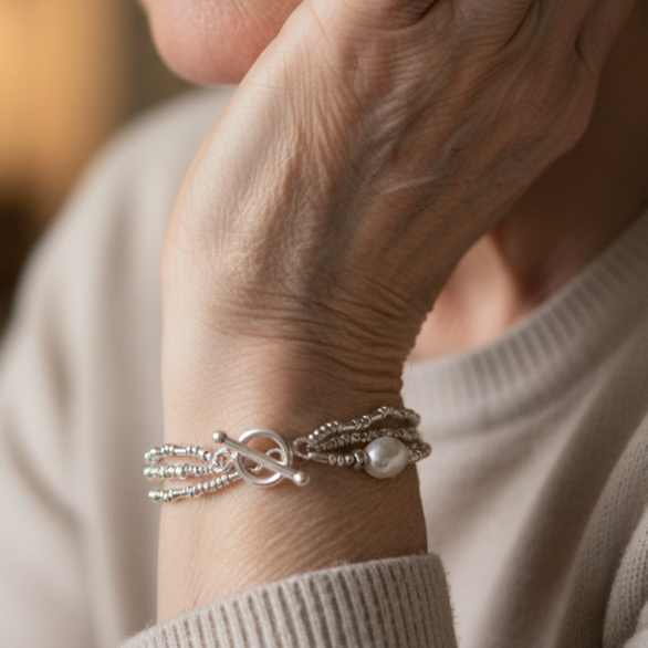 Vintage Pearl Bracelet Collection