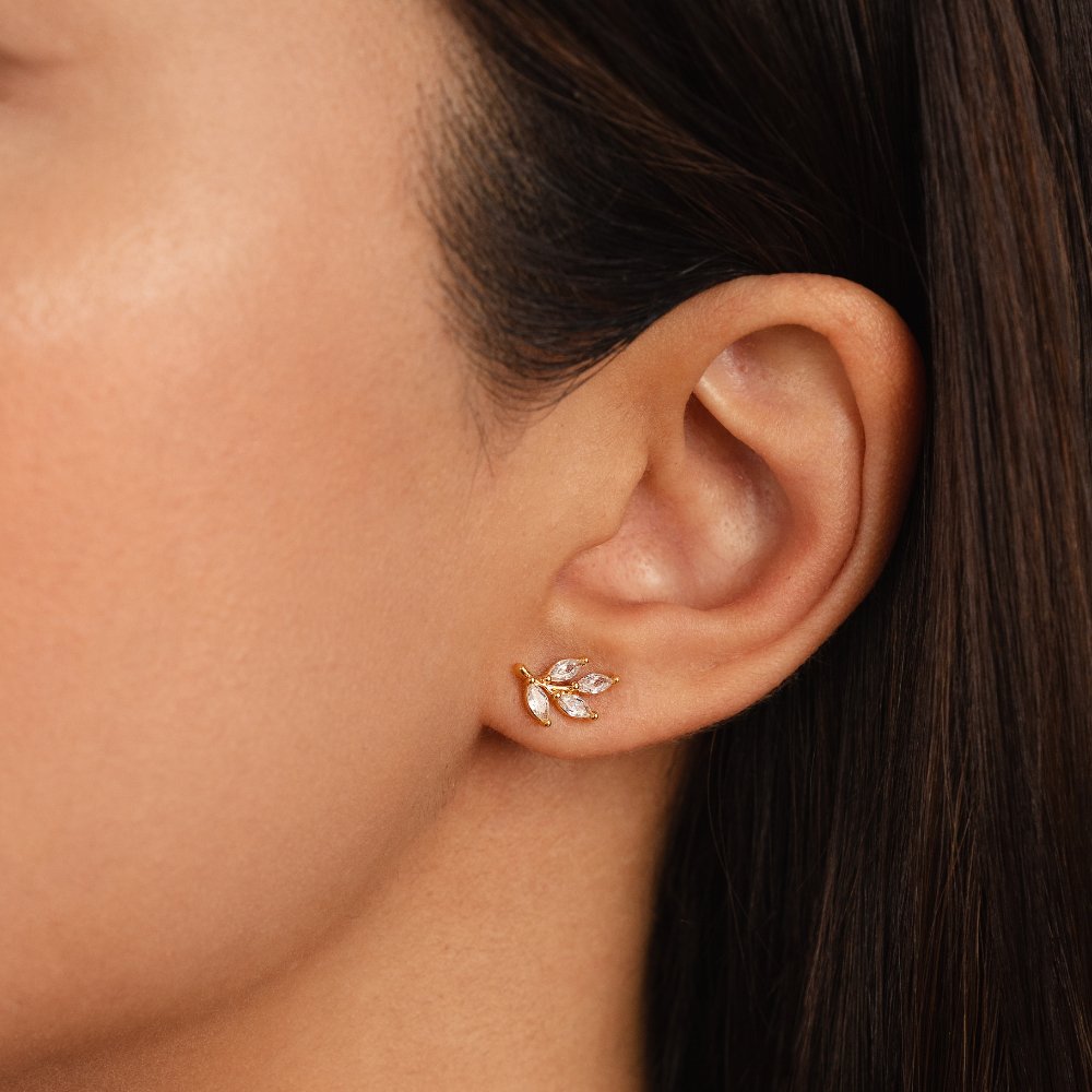 Chic Crystal Leaf Drop Earrings