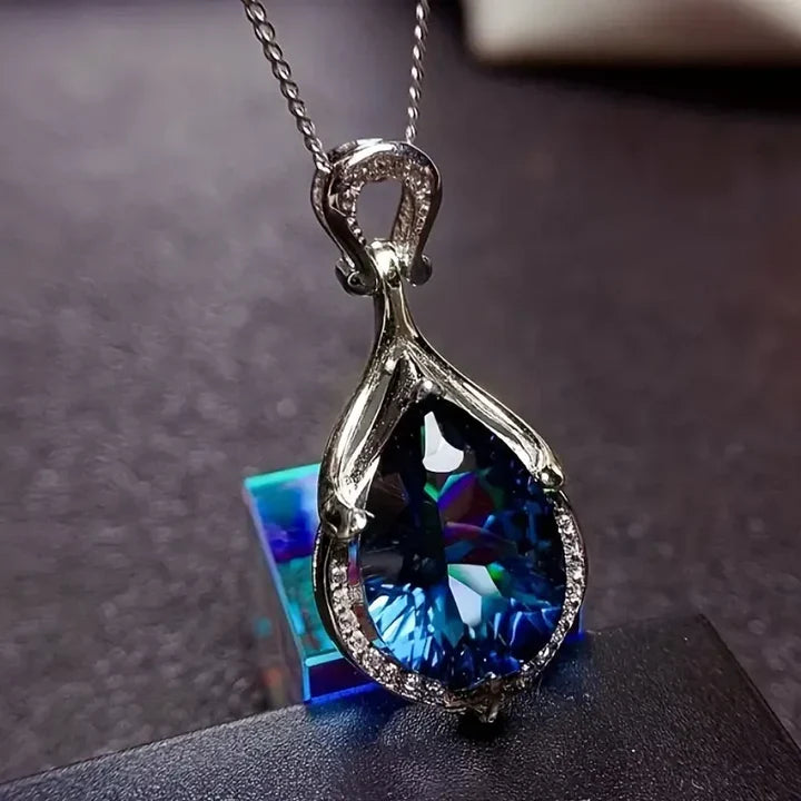 Alindra Feymorra White Gold Necklace