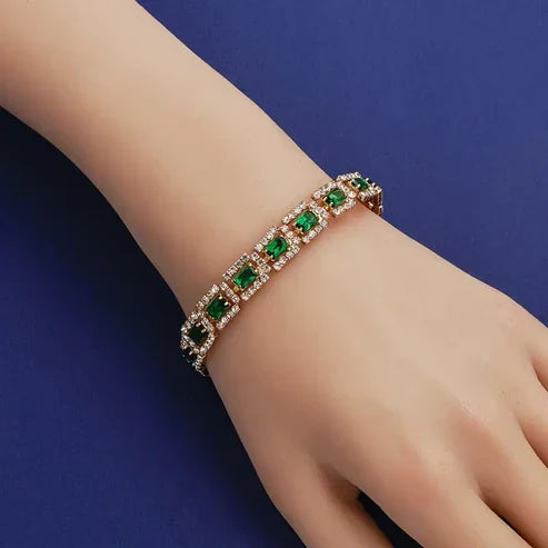 Bold Emerald Green Bracelet