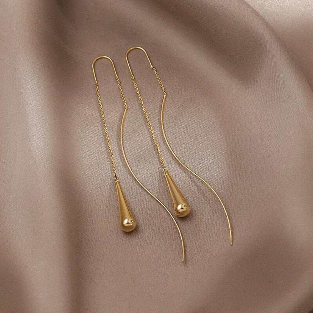 Teardrop Design Tassel Earrings