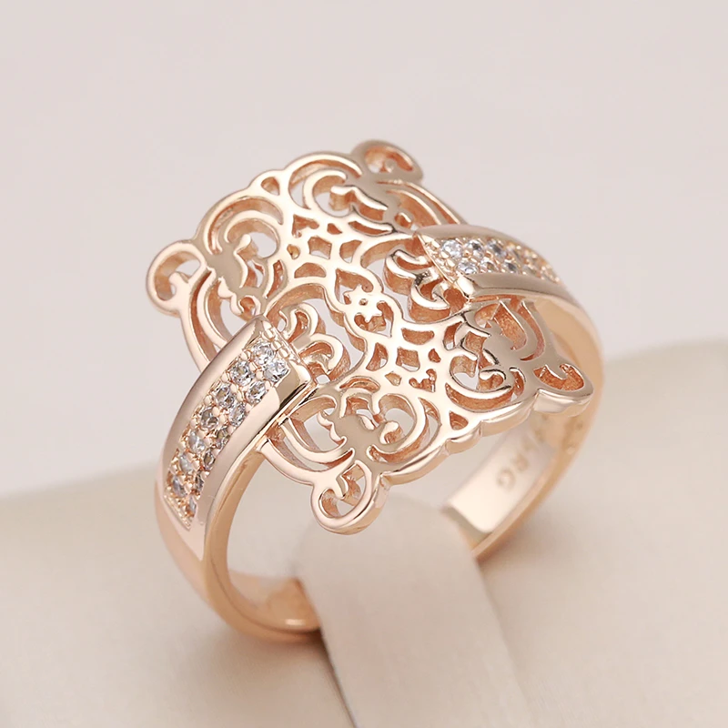 Ivy Elegant Ring Band