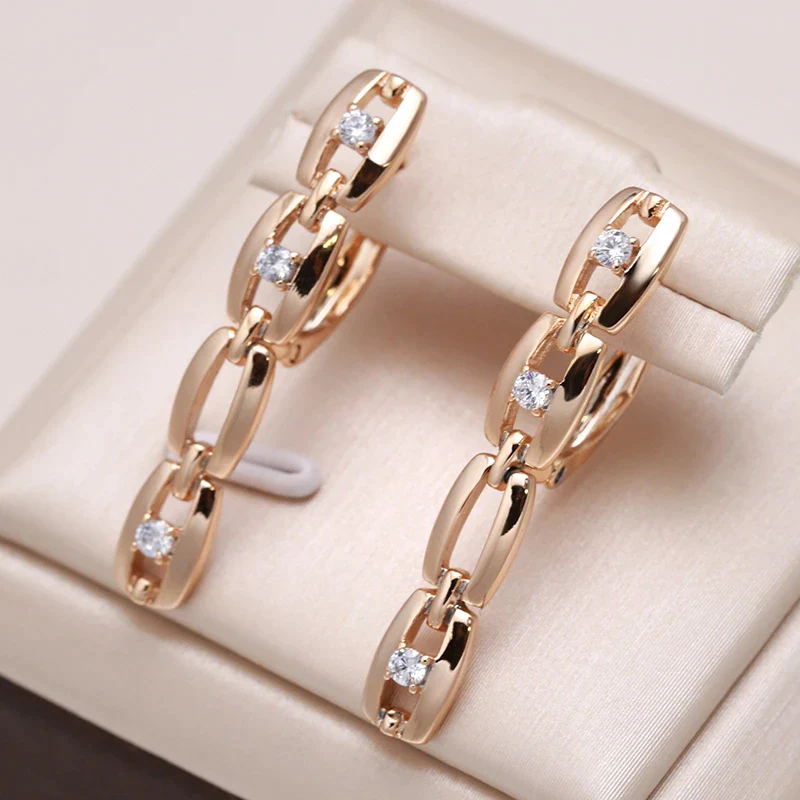 Elegant Gold Link Earrings