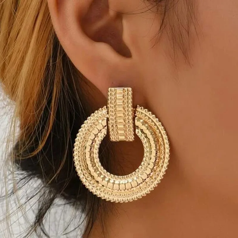 Chic Golden Cutout Mandala Earrings