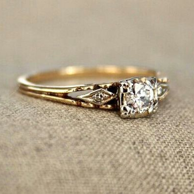 Retro Zirconia 14K Gold Band