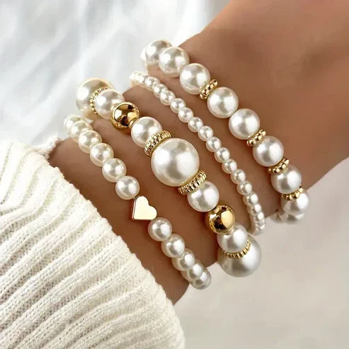 Elegant Pearl Bracelet Collection