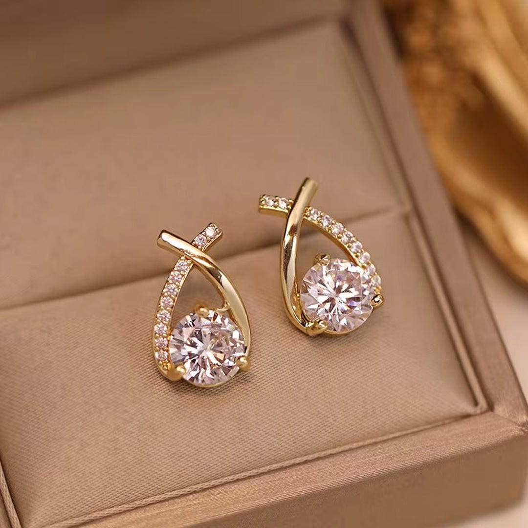 Chic Twisted Teardrop CZ Stud Earrings