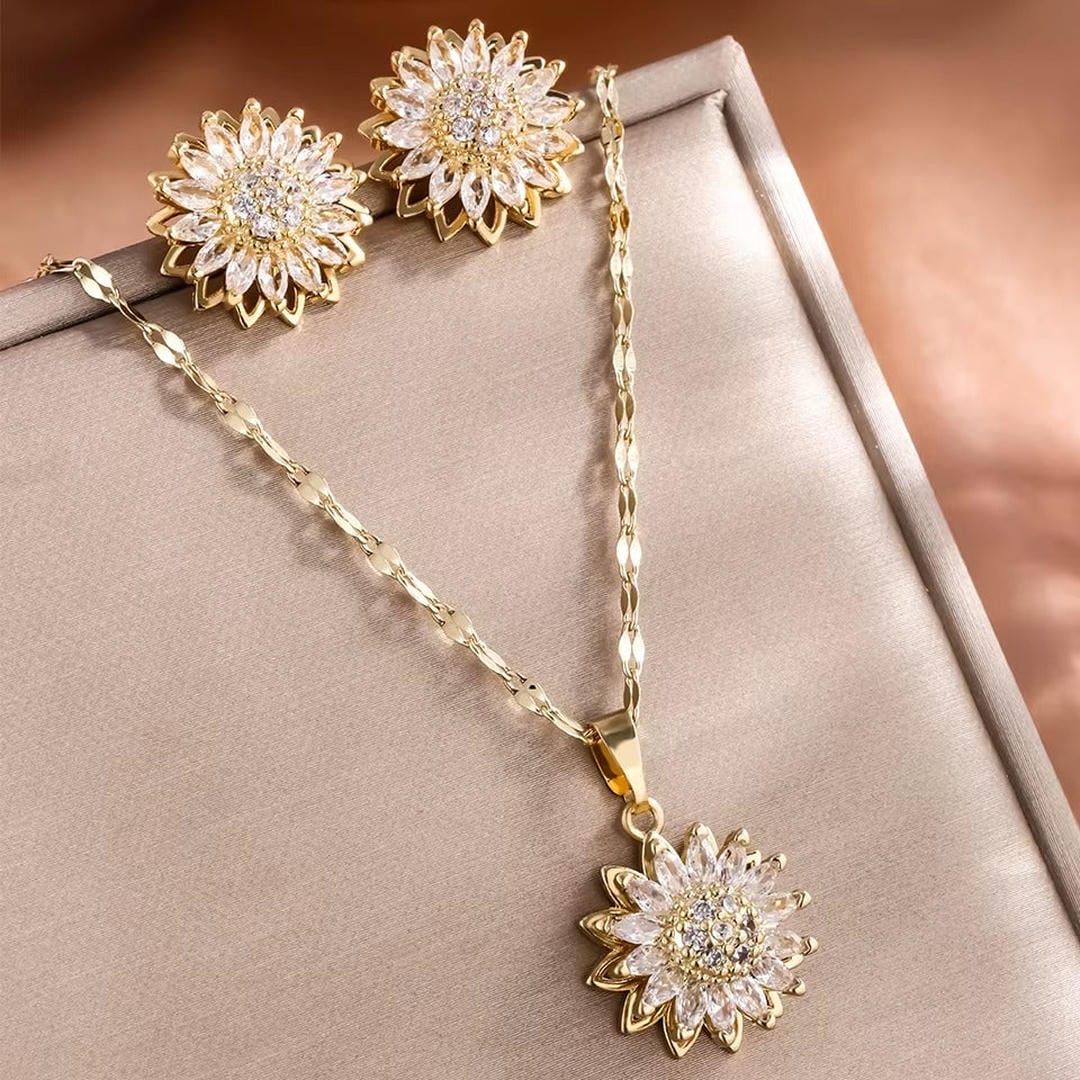 Elegant Silver Sunflower Zircon Jewelry Collection: Necklace and Earring Set