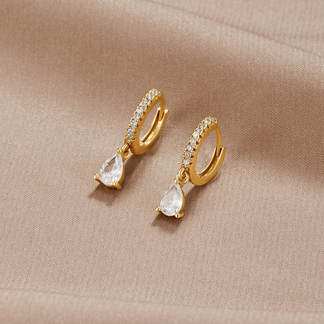 Opulent Gold Earrings Adorned with Crystals